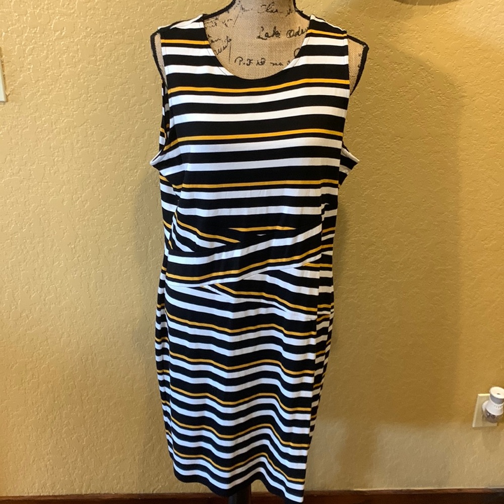 41 Hawthorn Sheath style dress | see offer in description